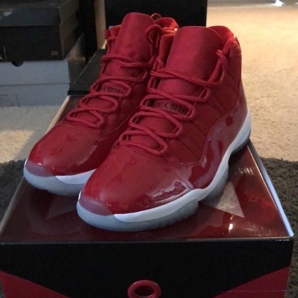 Jordan Retro 11 Gym Red